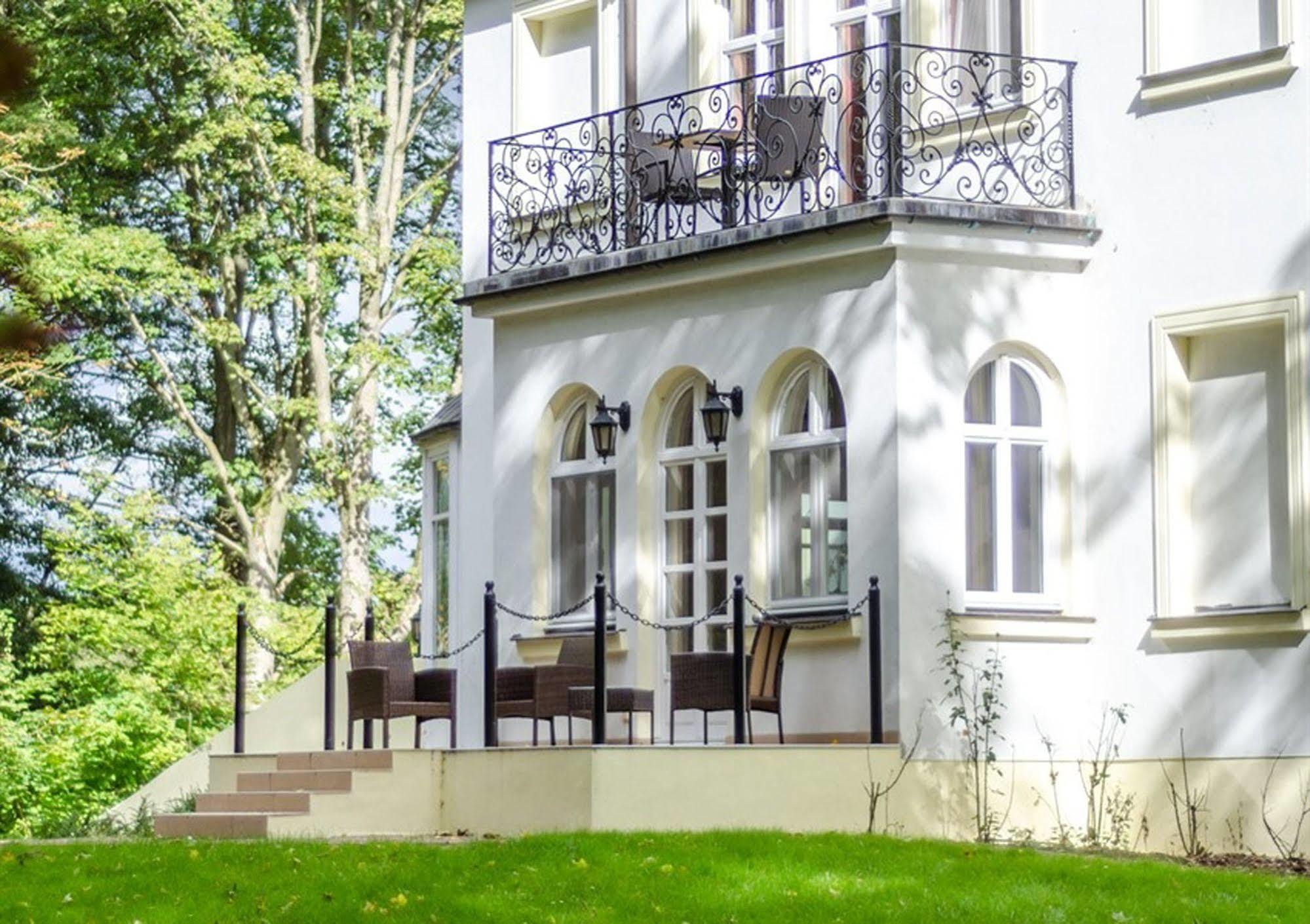 Seeschloss 쇼쏘우 외부 사진